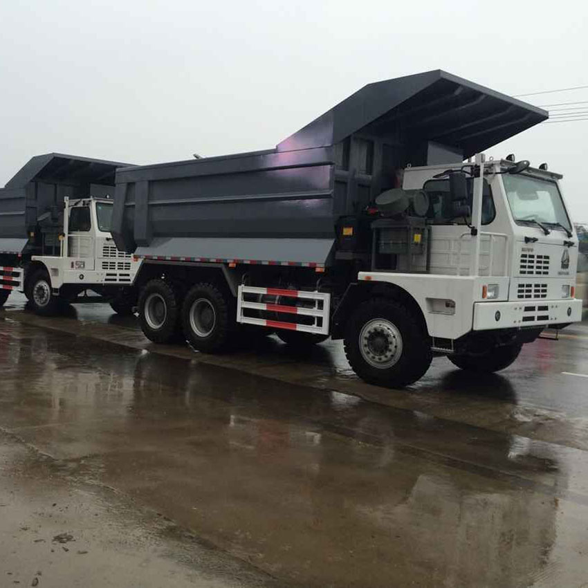 Sinotruk Howo 6x4 90T Truck Mining Dump Truck