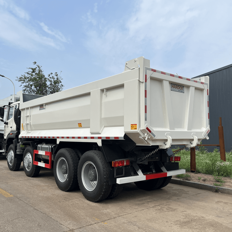 ساينو تراك HOWO NX 8X4 شاحنة قلابة 2
