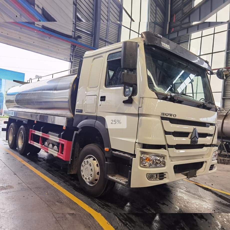 جديد Howo 380HP 20000 لتر 20CBM شاحنة خزان الفولاذ المقاوم للصدأ الحليب