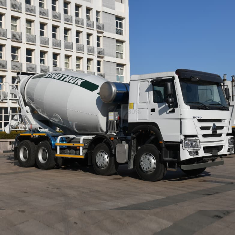 Sinotruk Howo 8x4 12cbm 14cbm الخرسانة 