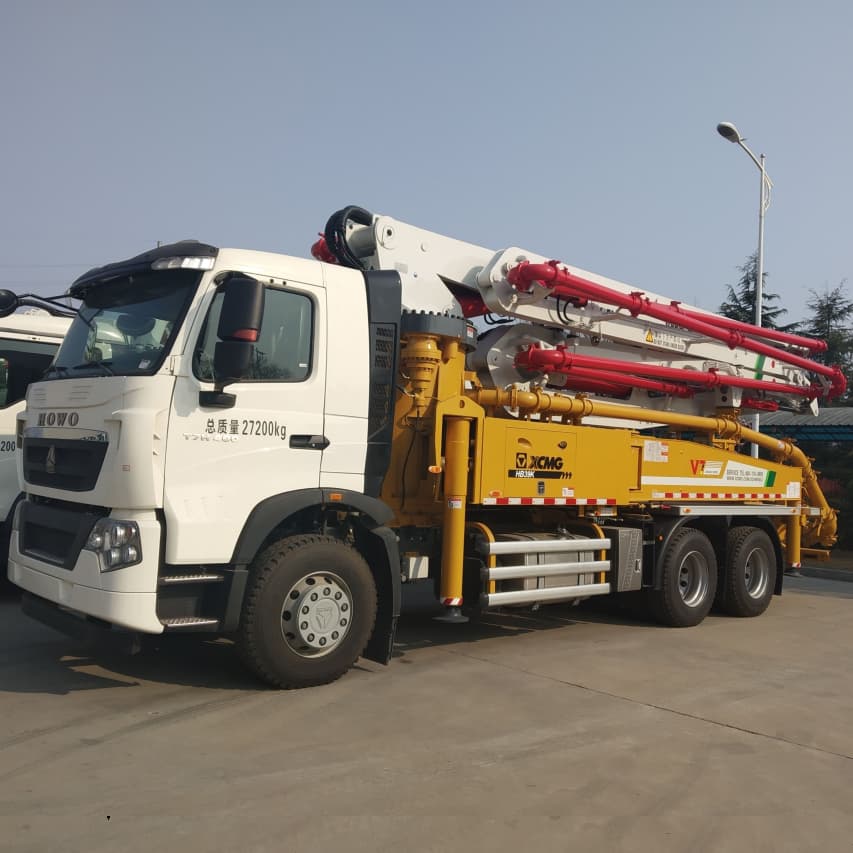 Sinotruk 37m 42m شاحنة مزخرفة الخلاط