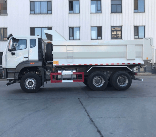 Sinotruk Howo Nx 6x4 Dump Truck