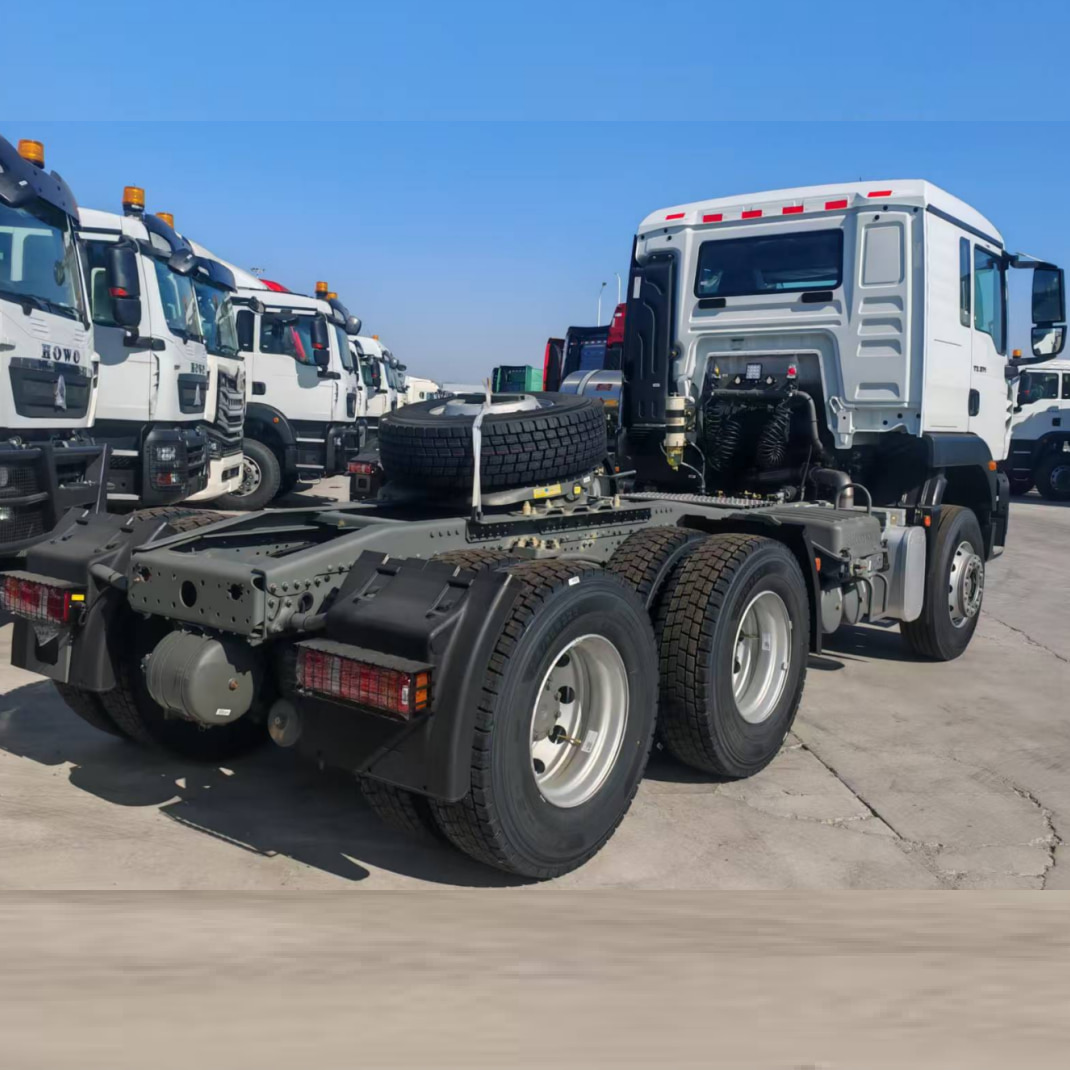 Howo TX 6x4 Truction 400HP لـ Zambia 3