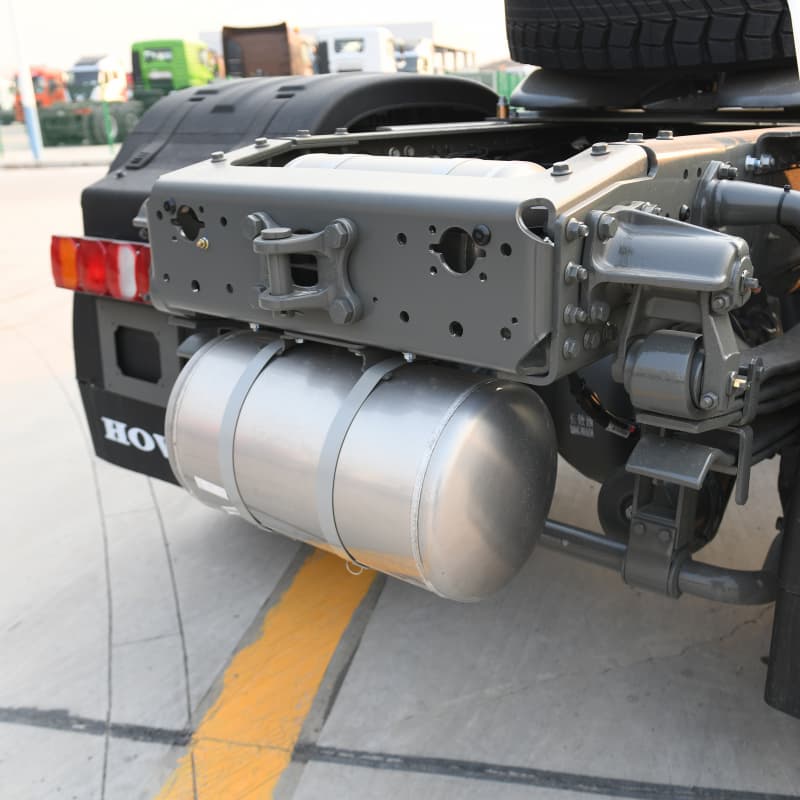 Sinotruk Howo T7H 4x2 Truction Truck 430HP