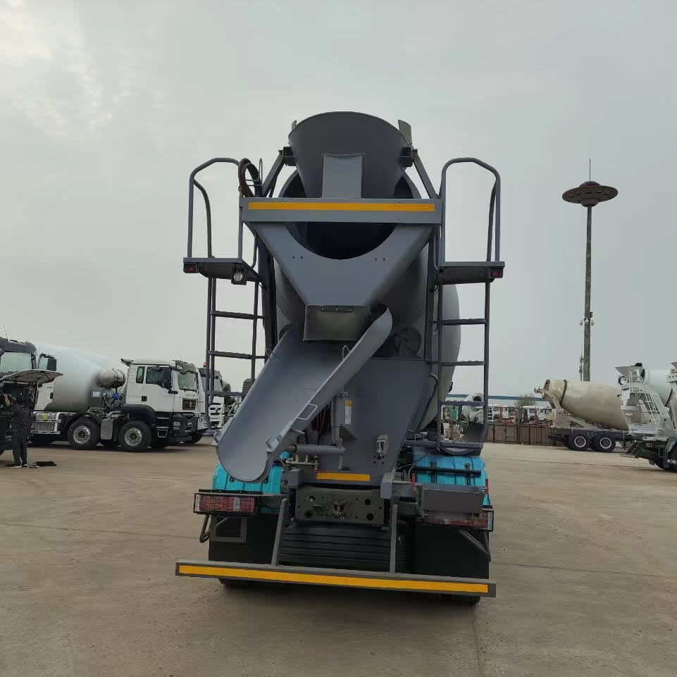 شاحنة خلط الخرسانة SITRAK 6X4 10CBM 5