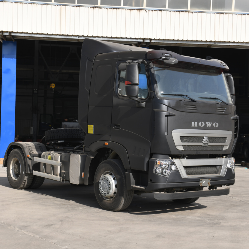 Howo T7H 4x2 430HP MAN TRACK TRACK HUSTER