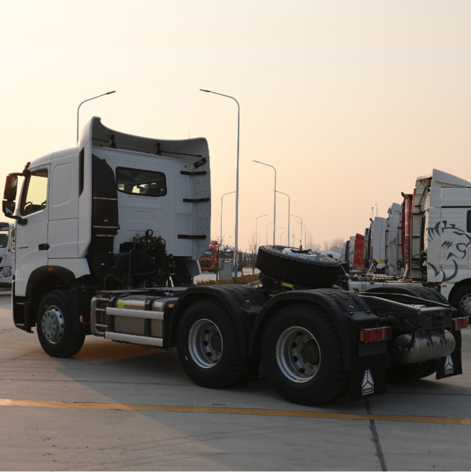 SINOTRUK T7H 6X4 430HP TRACTER 6 