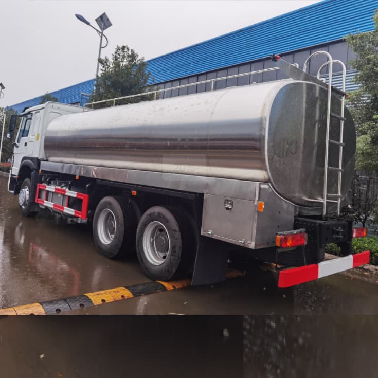 جديد Howo 380HP 20000 لتر 20CBM شاحنة خزان الفولاذ المقاوم للصدأ الحليب