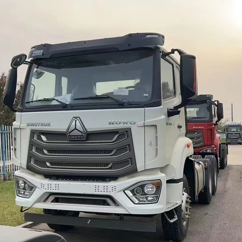 Sinotruk Howo NX 371HP 6x4 Truction Truck 4 