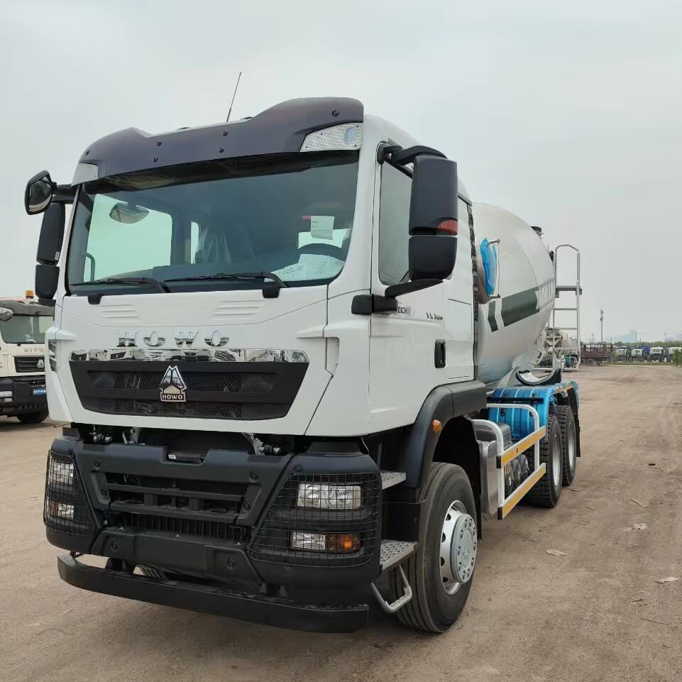 Sinotruk Howo TX 6x4 10cbm شاحنة خلاط الخرسانة