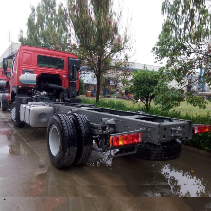 Sinotruk Howo 6x4 هيكل شحن 380 حصان
