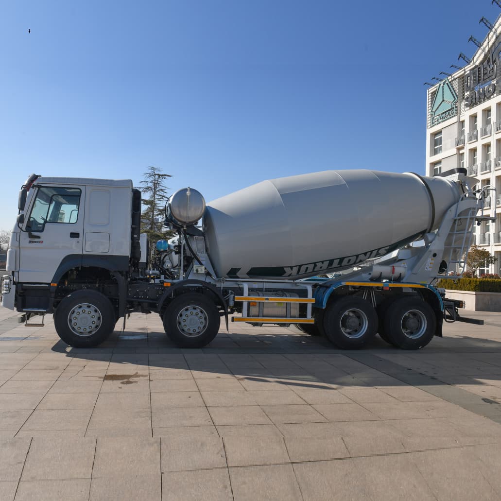 Sinotruk Howo 8x4 12cbm 14cbm شاحنة خلاط خرسانية