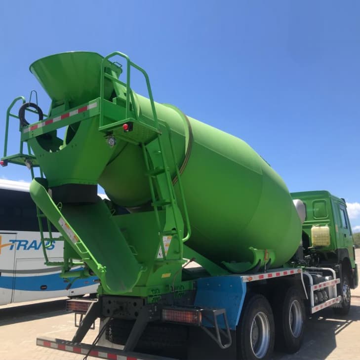 Howo 6x4 9cbm شاحنة خلاط الخرسانة للبناء