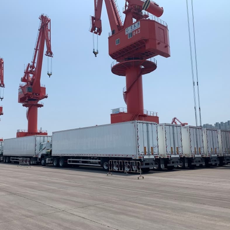 مقطورة ثلاجة 3 محاور 40 قدم مع مبرد Thermo King 4