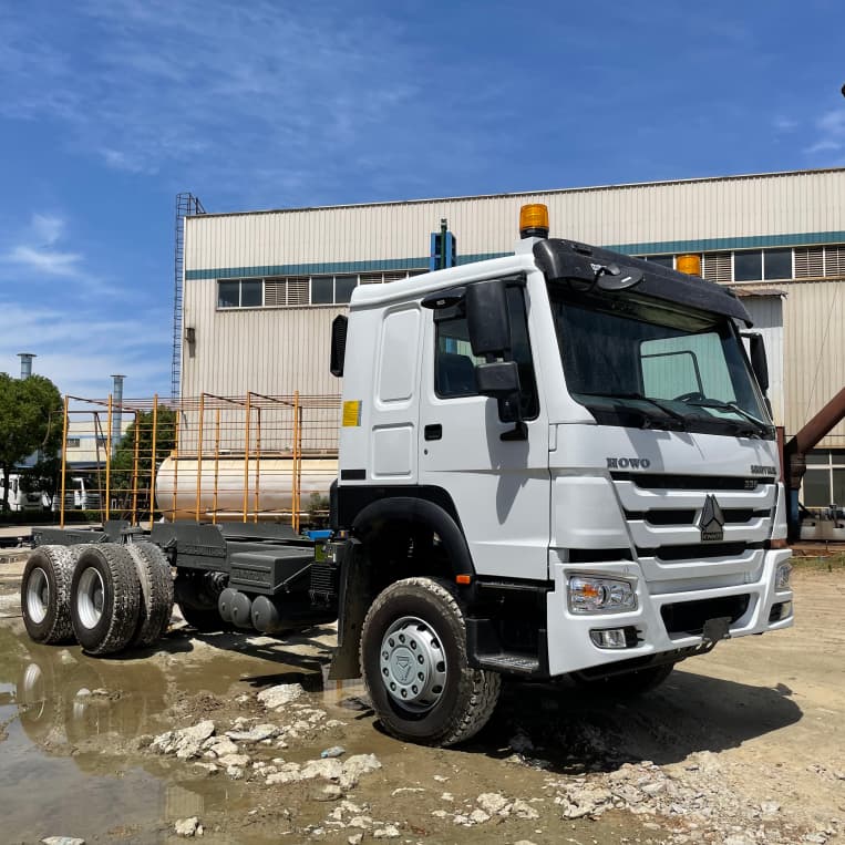 Sinotruk Howo 6x4 هيكل شحن 380 حصان