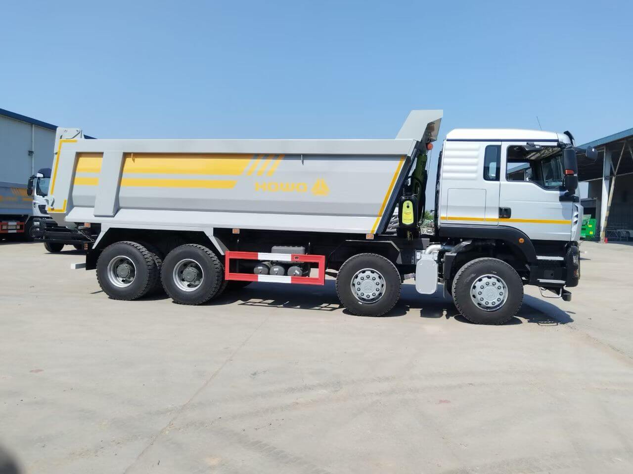 Sinotruk Howo Tx 8x4 Dump Truck