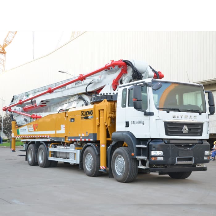 Sitrak Howo 37m 43m 52m خلاط Beton Pump Truck في الجزائر