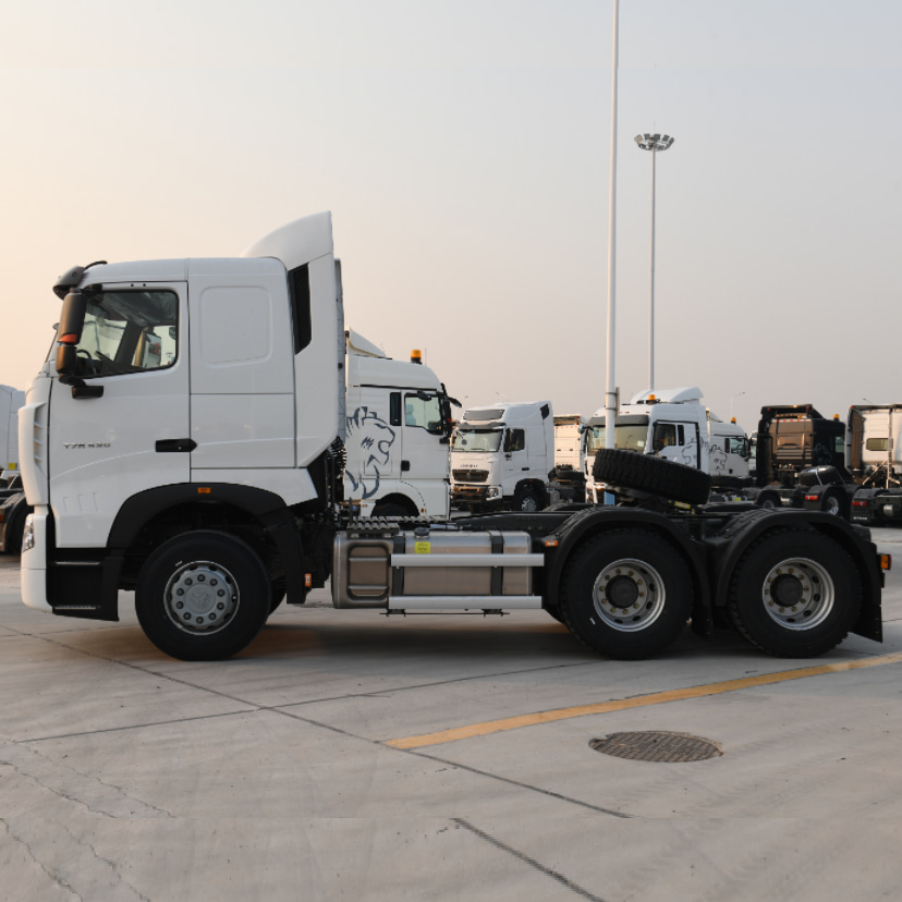 SINOTRUK T7H 6X4 430HP TRACT