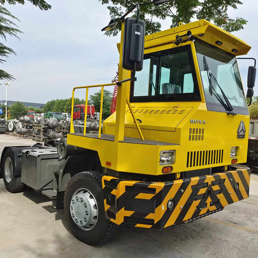 Sinotruk Hova 4x2 Terminal Port Horse Truction Truck 1 