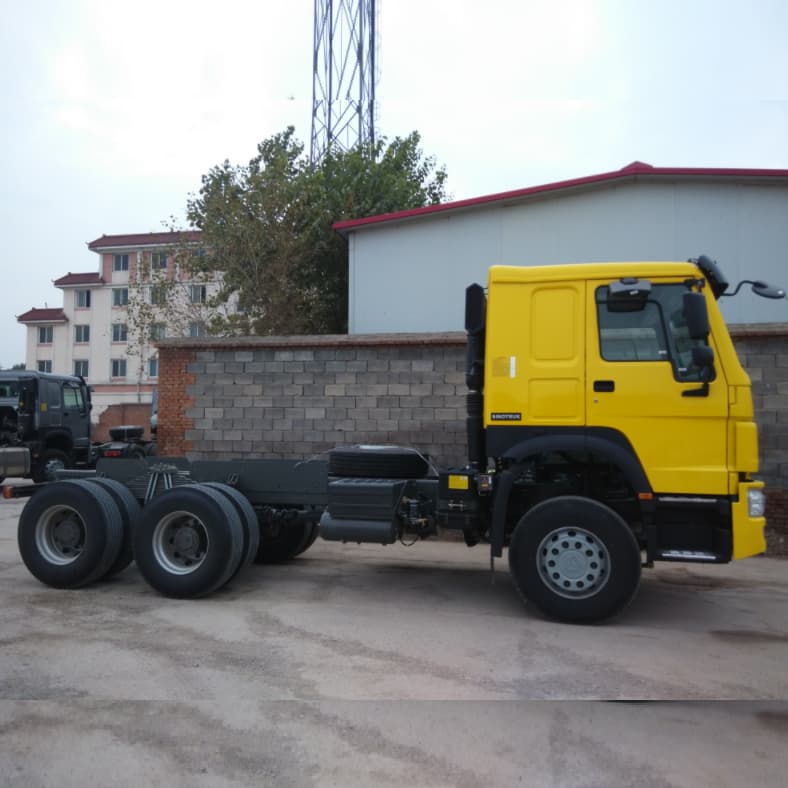 شاحنة جرار Howo 6x4 Horse في الأسهم 2
