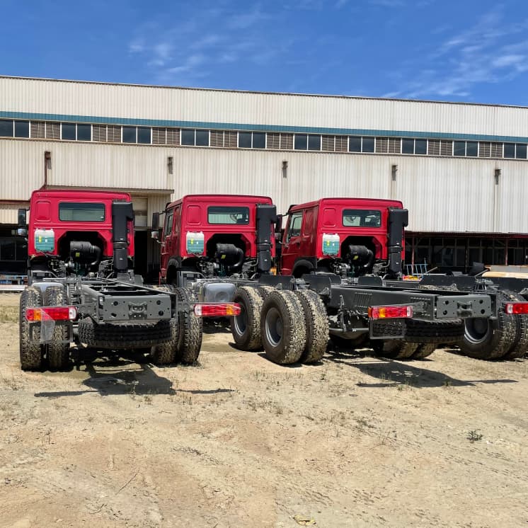 Sinotruk Howo 6x4 هيكل شحن 380 حصان