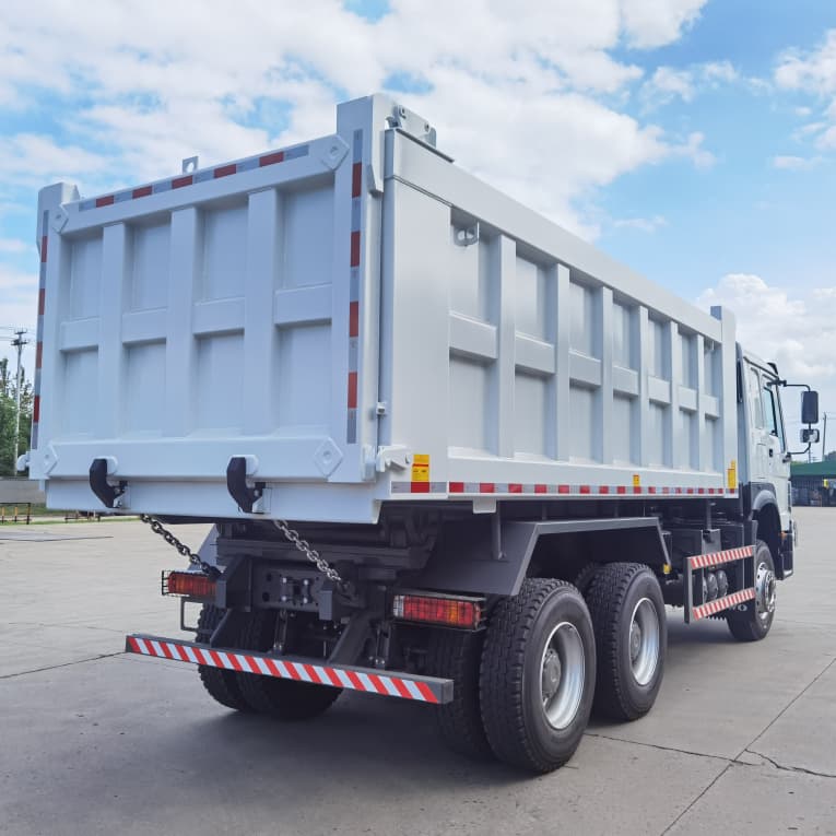 Howo 6x4 380HP 20CBM DUMP TRACK في المخزون لزيمبابوي