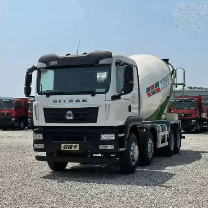Sitrak 8x4 12cbm شاحنة خلاط الخرسانة