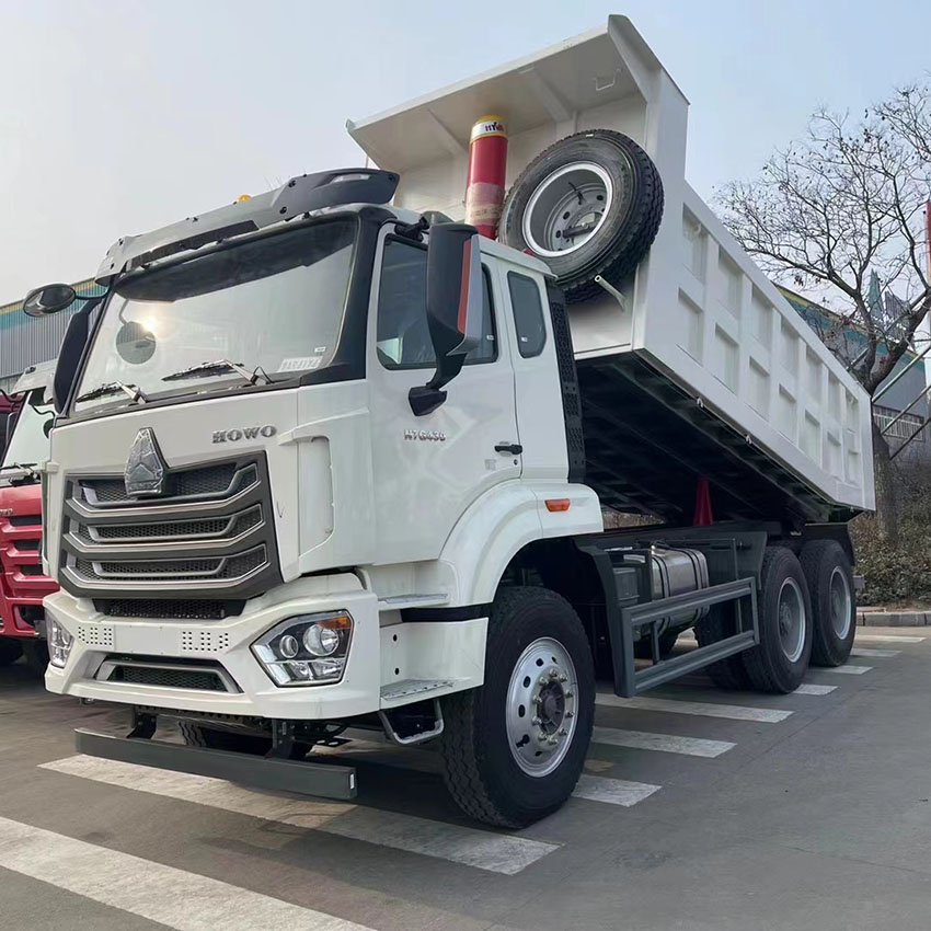 Sinotruk Howo Nx 6x4 Tipper Dump Truck with rabaulin الكهربائية