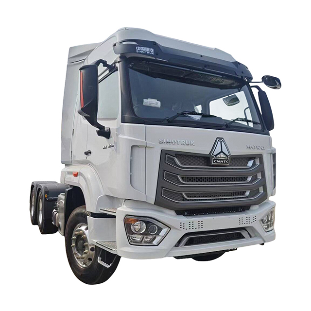 Sinotruk Howo 4x2 6x4 Truction Truck
